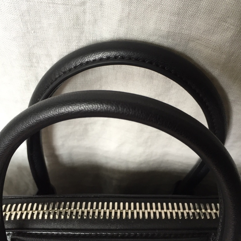 Givenchy Antigona Small Black Sugar Satchel - Picture 6 of 8